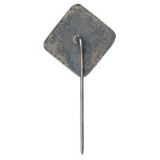 Значок рекламный «КОНЕ» (вид 2)