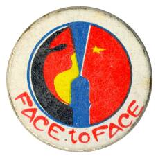 Значок «Лицом к лицу»