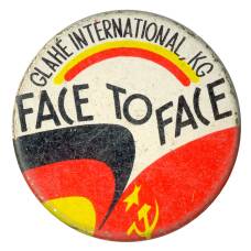 Значок СССР-ФРГ «Лицом к лицу»