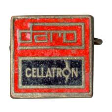 Значок рекламный Daro Cellatron (Германия)