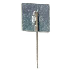 Значок рекламный VEM Holding (Германия) (вид 2)