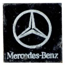 Значок рекламный Mercedes-Benz