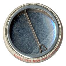 Значок рекламный «Lips» (вид 2)