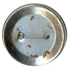 Значок «Свободу героям 6 Мая» (вид 2)