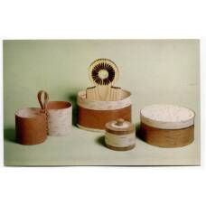 Открытка М.В.Реут — Набор для специй.Береста, дерево. Резьба,выжигание