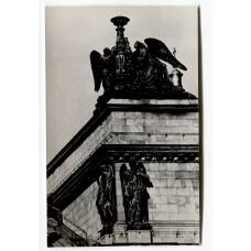 Открытка Исаакиевский собор — Скульптурная группа «Ангелы со светильником»