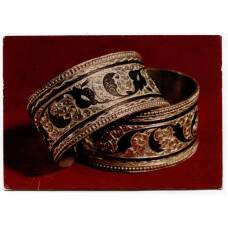 Открытка Пара браслетов. Серебро.Чернь,глубокая гравировка. 60-е годы XX века