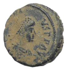 Монета Фоллис Римская Империя (аверс)