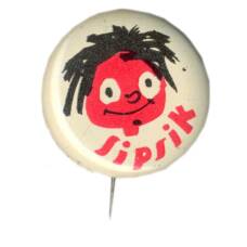 Значок Сипсик — тряпичная  кукла (Эстония)