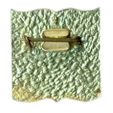 Значок Профсоюз работников просвещения высшей школы  и научных учреждений СССР (вид 2)