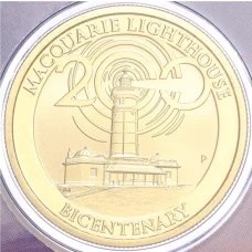Монета 1 доллар 2018 года Австралия «200 лет маяку Маккуори» (в конверте с почтовой маркой) (аверс)