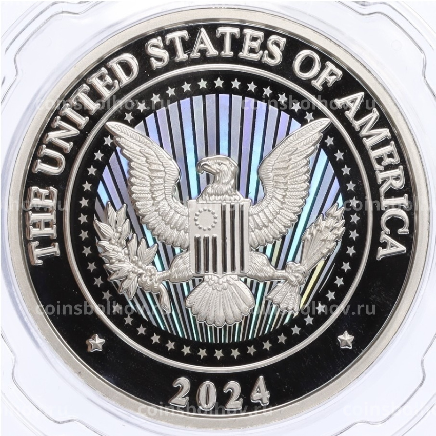 Жетон (настольная медаль) 2024 года США «Президентские выборы в США 2024 — Камала Харрис и Тим Уолз» (в слабе) (вид 2)