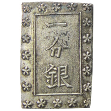 Монета 1 бу 1868-1869 года Япония (аверс)