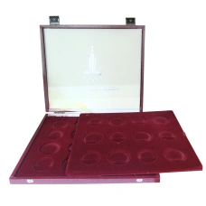 Коробка для монет номиналом 5 и 10 рублей  Олимпиада-80 (б\у) (реверс)