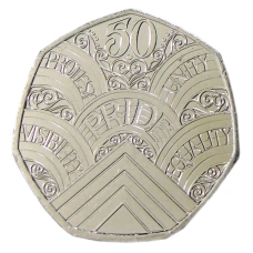 Монета 50 пенсов 2022 года Великобритания «50 лет декриминализации гомосексуализма в Великобритании» (аверс)