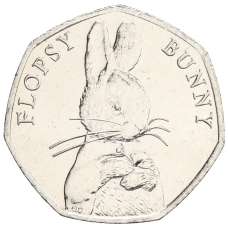 Монета 50 пенсов 2018 года Великобритания «150 лет со дня рождения Беатрис Поттер — Флопси Банни» (аверс)