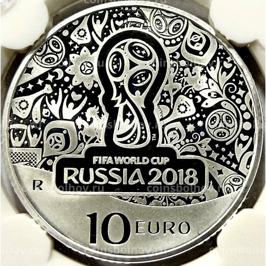 Монета 10 евро 2018 года Италия «Чемпионат мира по футболу 2018, Россия» (в слабе)