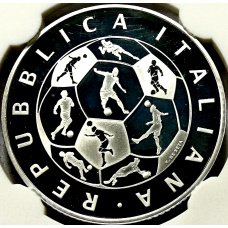 Монета 10 евро 2018 года Италия «Чемпионат мира по футболу 2018, Россия» (в слабе) (реверс)