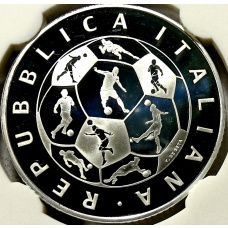 Монета 10 евро 2018 года Италия «Чемпионат мира по футболу 2018, Россия» (в слабе) (реверс)