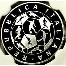 Монета 10 евро 2018 года Италия «Чемпионат мира по футболу 2018, Россия» (в слабе) (реверс)